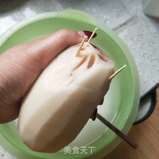 Brown Sugar Glutinous Rice Lotus Root recipe