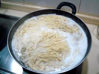 Home-made "weird Cold Noodles" recipe