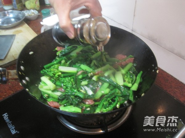 Cantonese Sausage Stir-fried Kale recipe