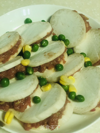 Steamed Beef and Chicken Leg Mushroom Box in Oyster Sauce recipe