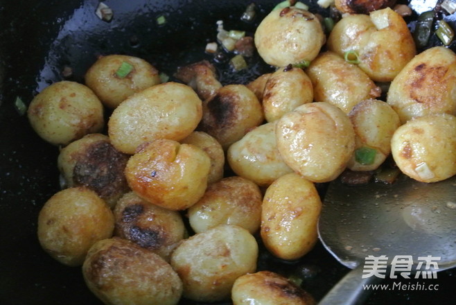 Unstoppable Local Delicacy: Jiangxiang Potatoes recipe