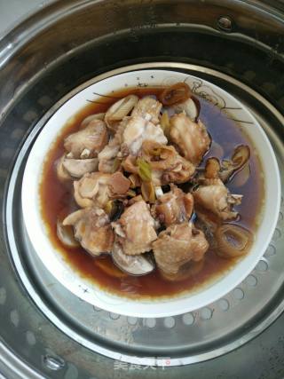 Steamed Chicken Wings with Tricholoma recipe