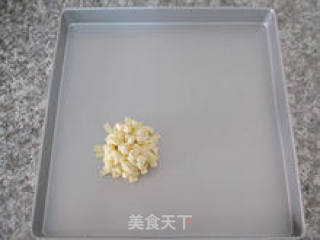 【red Bean Paste Chrysanthemum Crispy】--- Crispy Mouth Flavour recipe