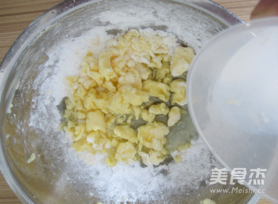 Chrysanthemum Biscuits recipe