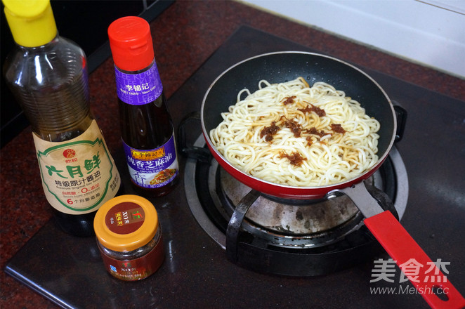 Fried Noodles with Crispy Sausage in Xo Sauce recipe