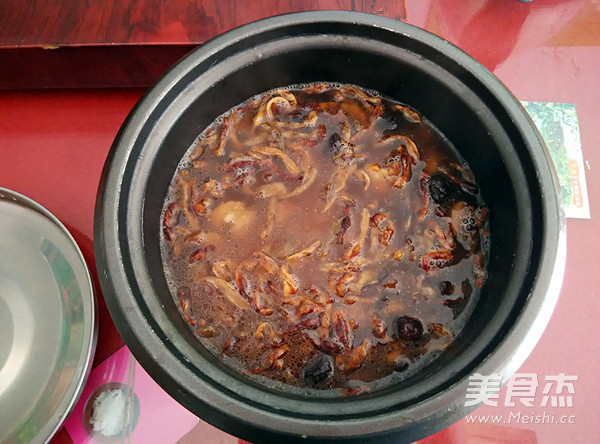 Claypot Rice with Mushrooms and Dried Beans recipe