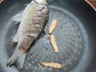 Lotus Root Carp Soup recipe