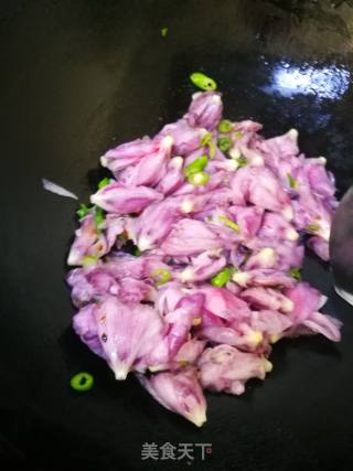 Stir-fried Hibiscus Flower recipe