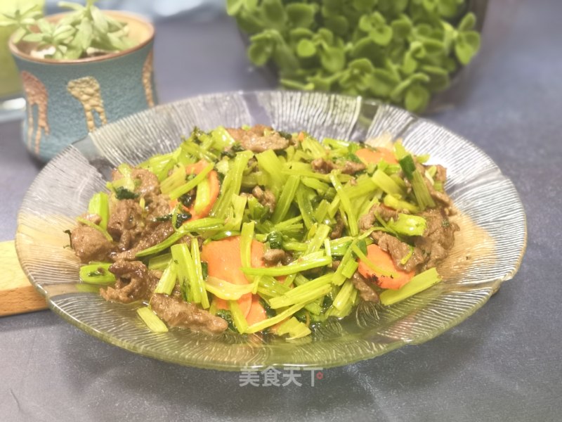 Stir-fried Celery with Beef Carrots recipe