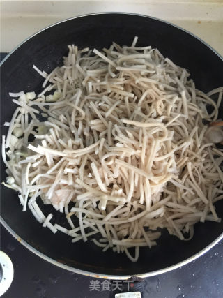 Gourd Noodles Dry Stewed Vermicelli recipe