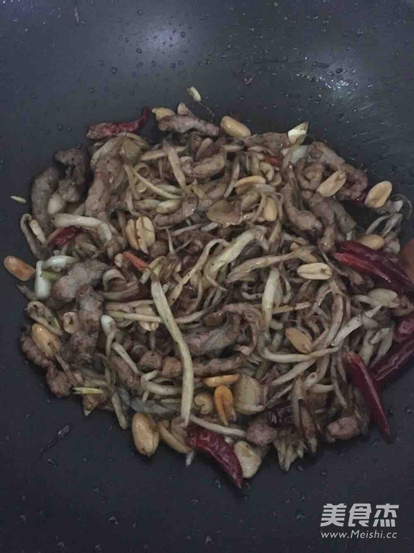 Stir-fried Shredded Pork Pleurotus Eryngii recipe