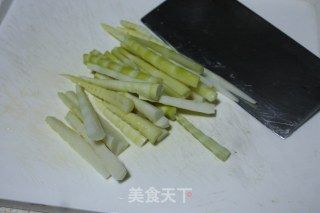 Spicy Fresh Bamboo Shoots recipe