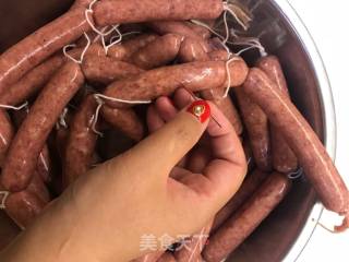 Homemade Q-bomb Taiwanese Crispy Sausage recipe