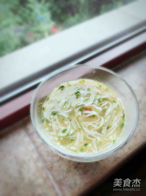 Baby Vegetable Noodle ~ Lettuce Leaf Tomato Soup recipe