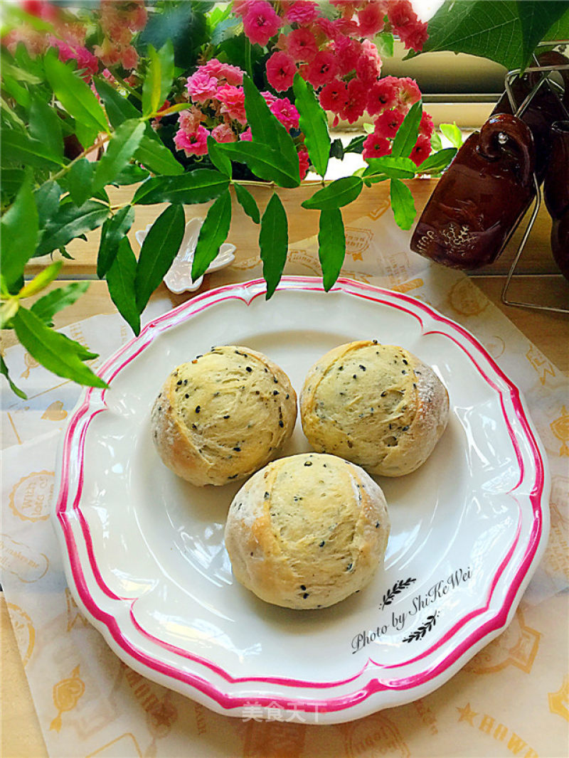 #aca烤明星大赛# Low-fat Sesame Bread Balls recipe