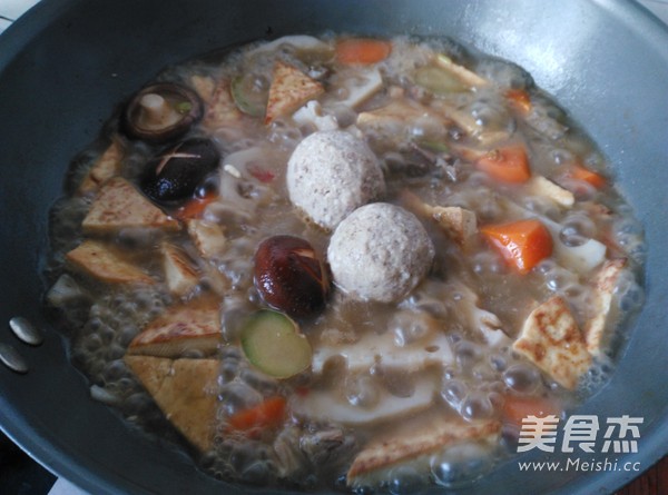 Knorr Pork Vermicelli and Seasonal Vegetable Stew recipe