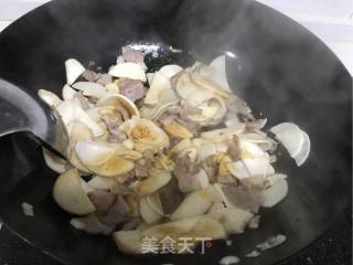 Fried Pork with Pleurotus Eryngii recipe