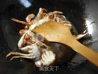 Stir-fried Flower Crab with Leishan recipe