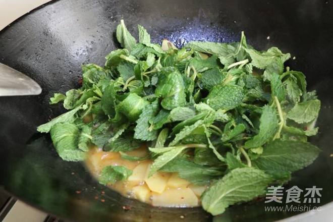 Lemon Mint Potato Soup recipe