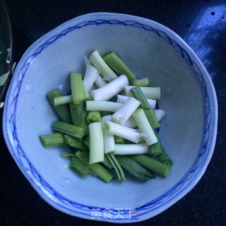 Stir-fried Vermicelli with Green Garlic Cabbage recipe