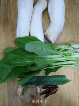 Stir-fried Cabbage with Oyster Mushrooms and Milk recipe