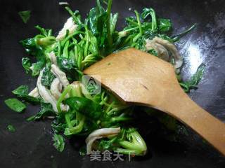 Stir-fried Spinach with Tripe recipe