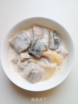 Banquet Dishes-salt and Pepper Large Yellow Croaker recipe