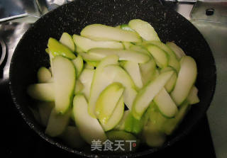 Sea Cucumber Fried Gassho Melon recipe