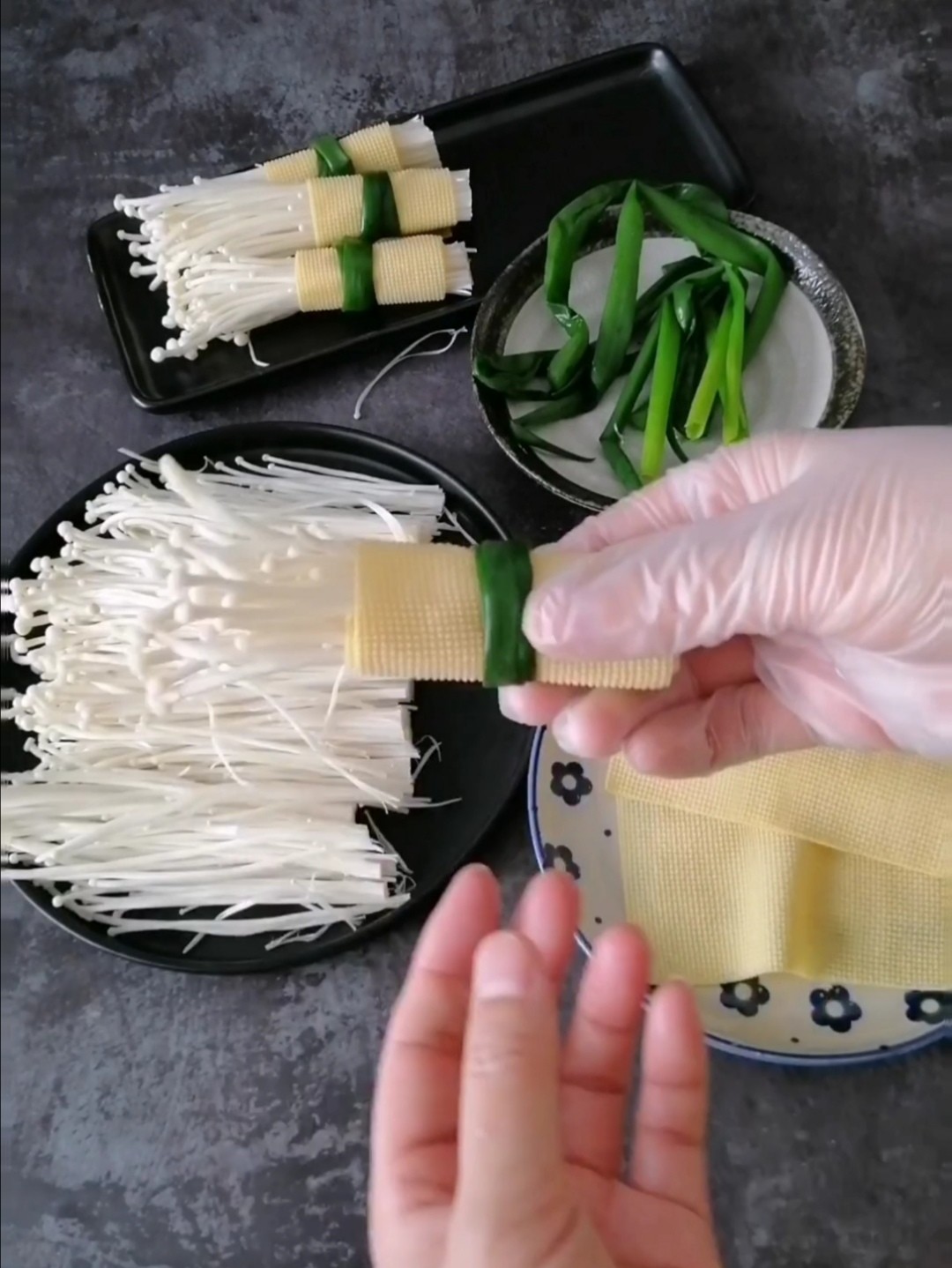 Bean Skin Enoki Mushroom Roll recipe