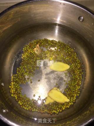 Pumpkin Mung Bean Soup recipe