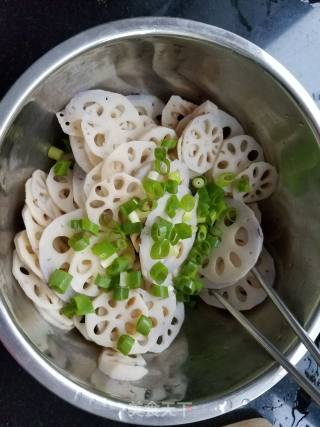 Red Oil Mixed Lotus Root recipe