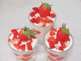 Full of Love~【strawberry Yogurt Mousse Cup】 recipe