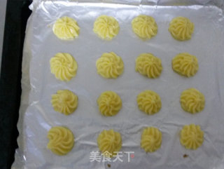 Master The Key Points to Make Perfect Puffs-vanilla Puffs (with Vanilla Filling Method) recipe