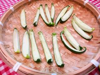 Cucumber Pickles recipe