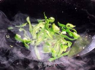 Iodine-filled Kelp and Green Pepper Shredded Pork recipe