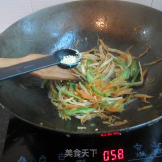Green Pepper Squid Shredded Radish recipe