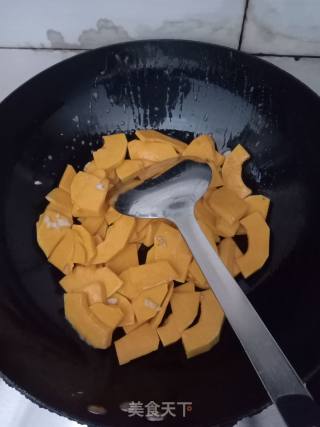 Stir-fried Pumpkin Slices recipe