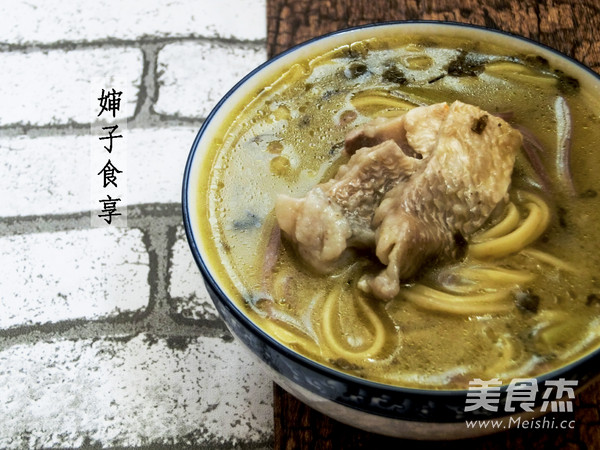 Yellow Croaker Simmered Noodles recipe