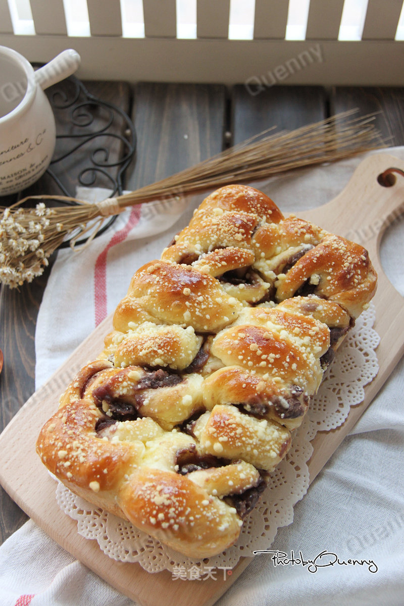 Bean Paste Twisted Bun recipe