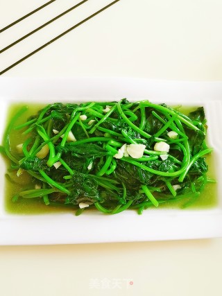 Green Stir-fried Sweet Potato Leaves recipe