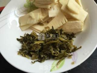 Black Fish Fillet with Winter Bamboo Shoots recipe