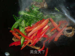 Stir-fried Tripe with Green and Red Pepper recipe