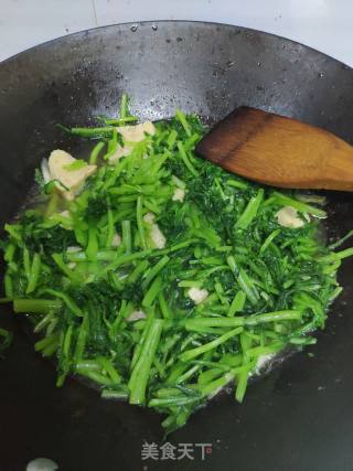 Stewed Frozen Tofu with Chrysanthemum recipe
