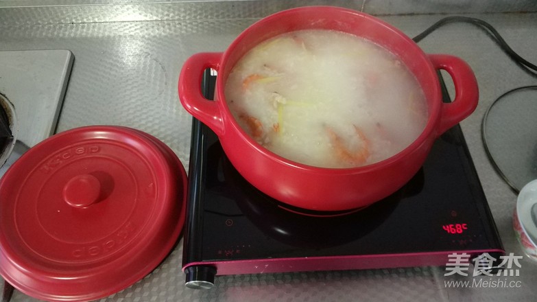 Fresh Shrimp and White Rice Porridge Chaoshan Casserole Porridge recipe