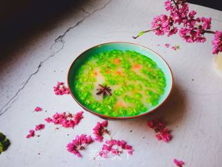 The Taste of Spring: Delicious Elm Money Porridge recipe