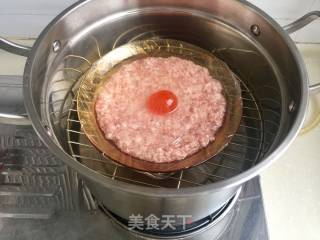 Soda Meat Steamed Salted Egg recipe