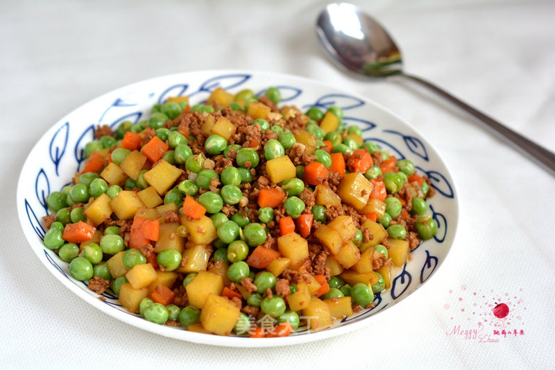 Stir-fried Three Diced Minced Meat recipe