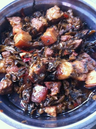 Pork with Dried Vegetables and Plum