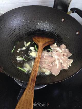 Plain and Delicious "cauliflower Stir-fried Pork" recipe