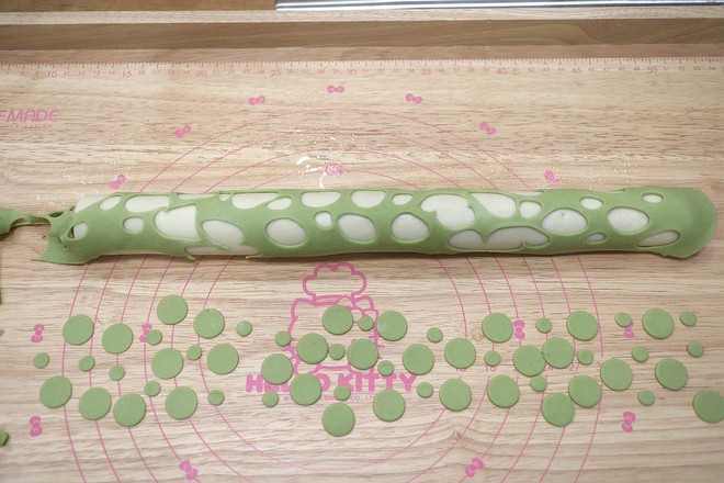 Polka Dot Thread Two-color Knife to Cut Steamed Buns recipe